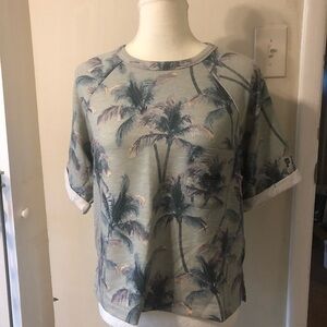 Victoria’s Secret PINK short sleeve tee